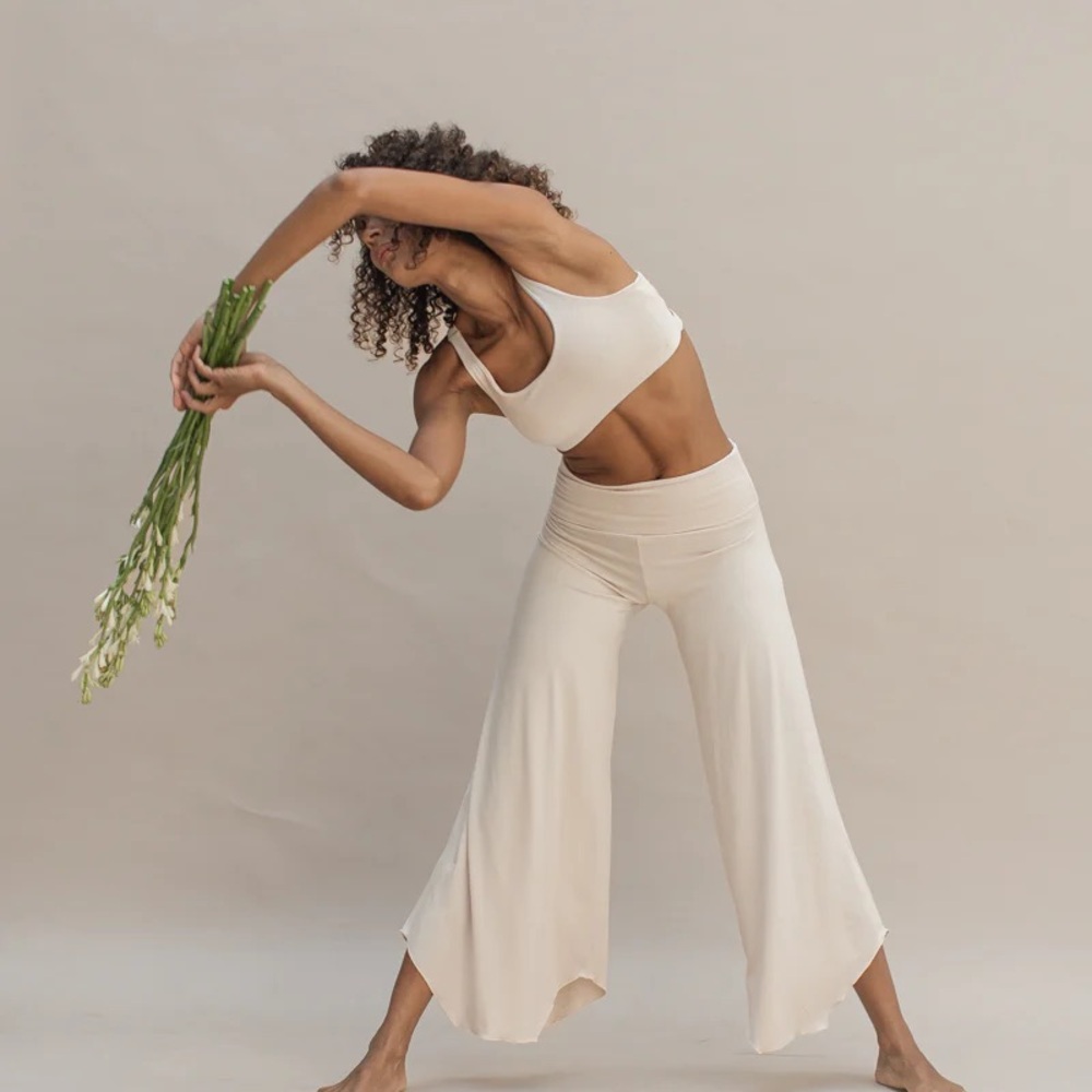 Indigo Luna Layla Flares